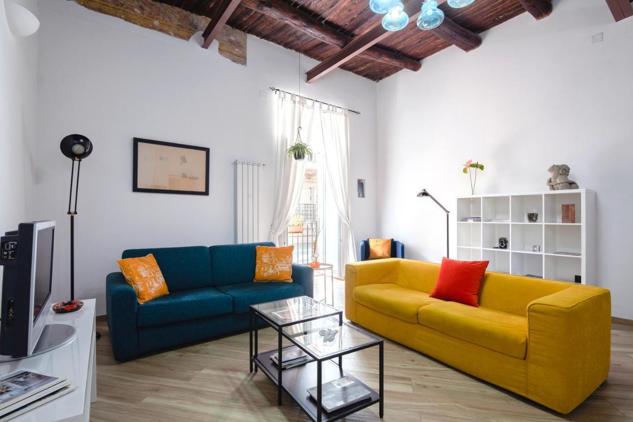 Appartamento Moderno Nel Centro Storico Naples Exterior photo