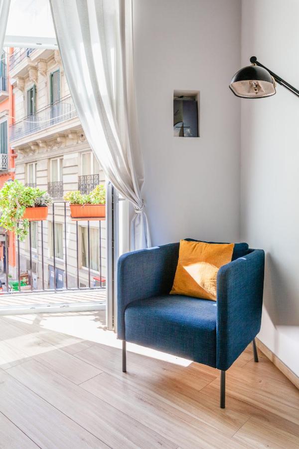 Appartamento Moderno Nel Centro Storico Naples Exterior photo